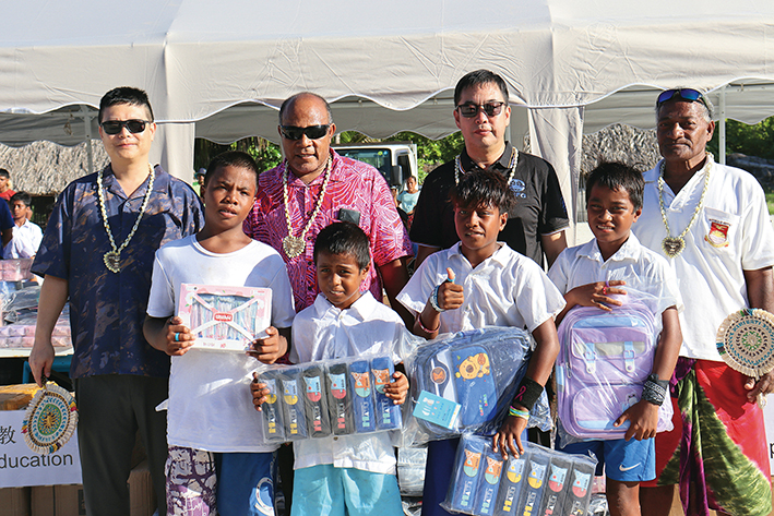 太平洋小島嶼上，有一所“中國中鐵”小學