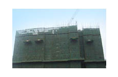 新樓盤尚是框架 交房日售樓部無(wú)人群情激憤