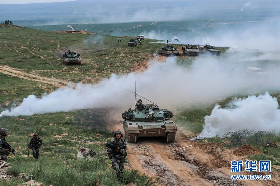 （自信中國&middot;70年啟示錄&middot;圖文互動）（2）富國強軍筑長城&mdash;&mdash;從壯闊70年看中國強軍