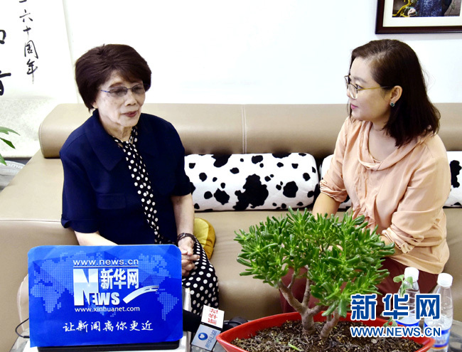 電波永不消逝，隨著時(shí)代發(fā)展傳播可能會(huì)有多種形式，年輕播音員要不忘初心，在如今優(yōu)越條件下更應(yīng)砥礪自己。