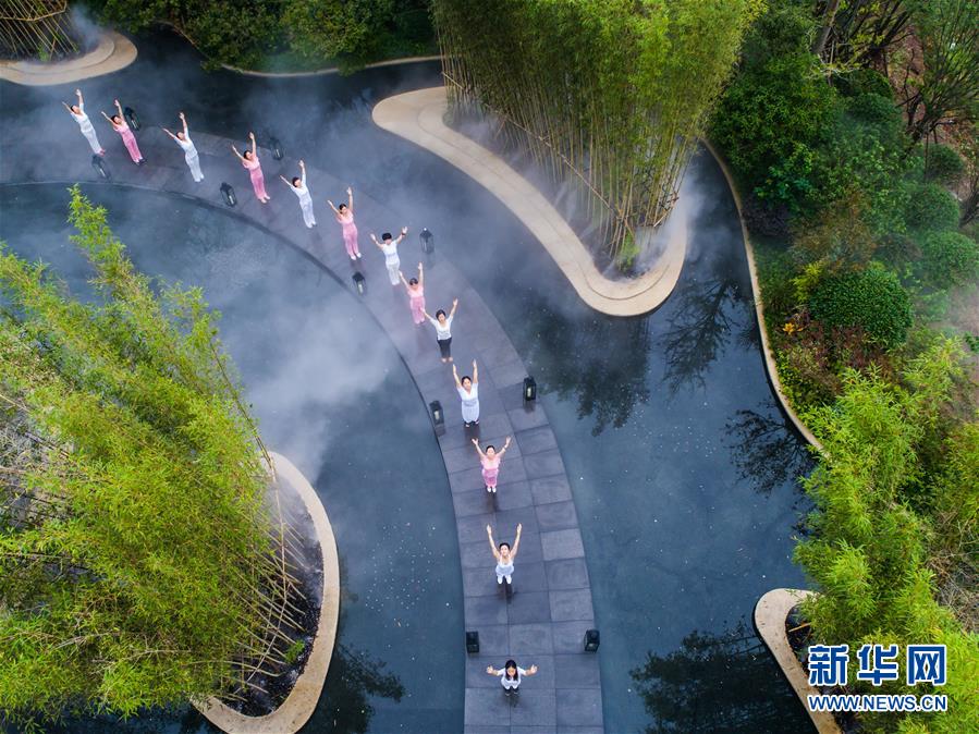 （十九大&middot;讀報告 話民生）（15）加快生態文明體制改革，建設美麗中國