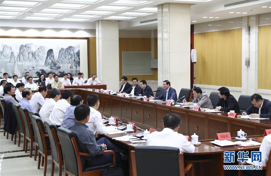 9月21日，中宣部在北京召開中央媒體駐外機構(gòu)外宣工作座談會。中共中央政治局委員、中央書記處書記、中宣部部長劉奇葆出席座談會并講話。新華社記者 謝環(huán)馳 攝 