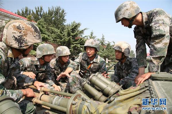 （十九大代表風(fēng)采&middot;圖文互動(dòng)）（2）&ldquo;大功三連&rdquo;指導(dǎo)員王金龍：矢志強(qiáng)軍的&ldquo;播火者&rdquo;