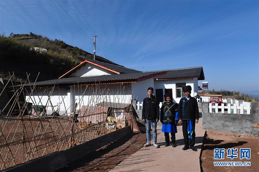 （新媒體專(zhuān)線）（2）我們對(duì)美好生活更加充滿信心&mdash;&mdash;習(xí)近平總書(shū)記春節(jié)前夕赴四川看望慰問(wèn)回訪記 