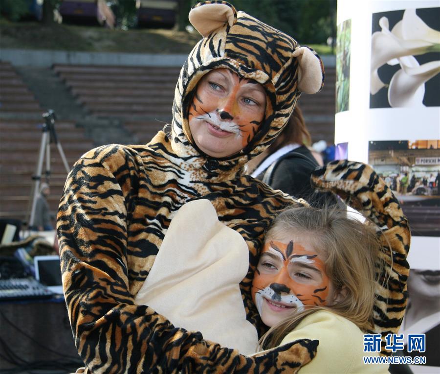 （國(guó)際&middot;編輯連線）（4）母親的懷抱