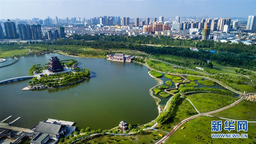 （壯闊東方潮 奮進(jìn)新時代&mdash;&mdash;慶祝改革開放40年）（1）感受&ldquo;毛烏素&rdquo;的生機(jī)