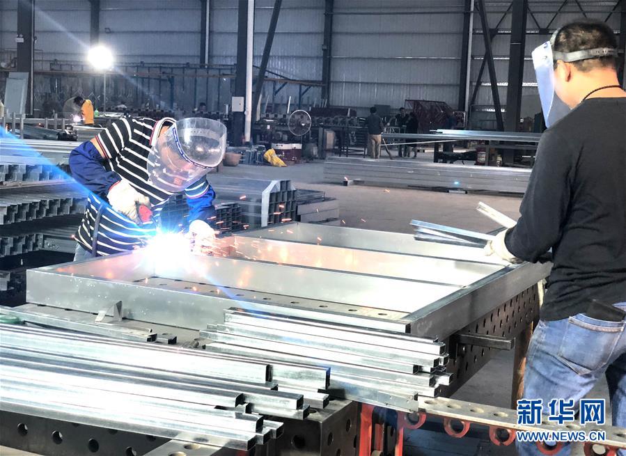 （在習近平新時代中國特色社會主義思想指引下&mdash;&mdash;新時代新作為新篇章&middot;圖文互動）（3）廣西扶綏：三大園區撬動工業發展 擔當作為爭創縣域標兵