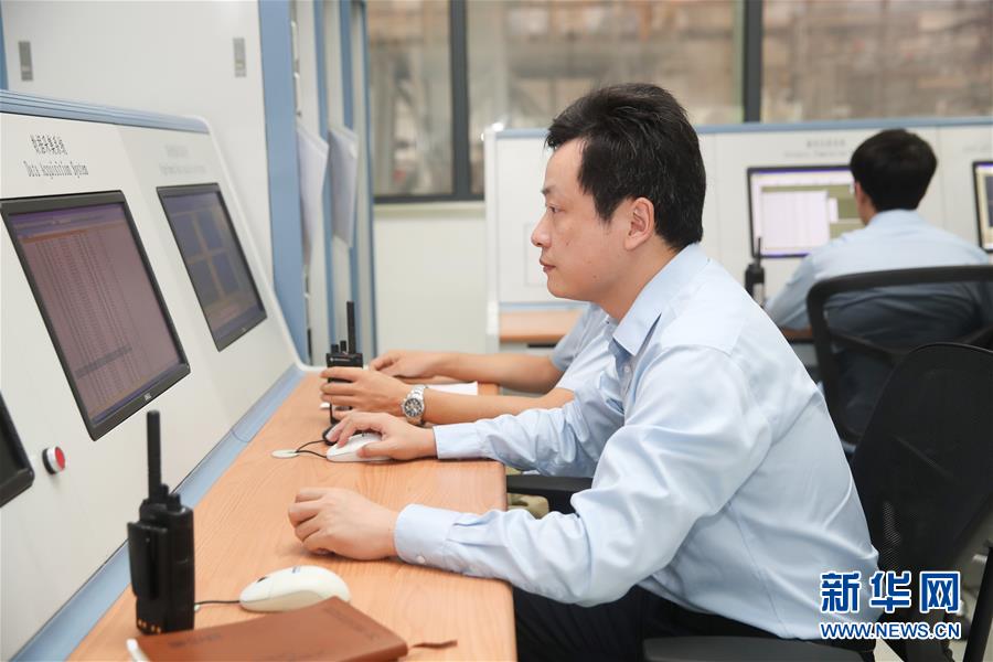 （新華全媒頭條&middot;我們的節日&middot;中秋&middot;圖文互動）（8）明月寄相思 家國總關情&mdash;&mdash;詩詞引出的中秋故事