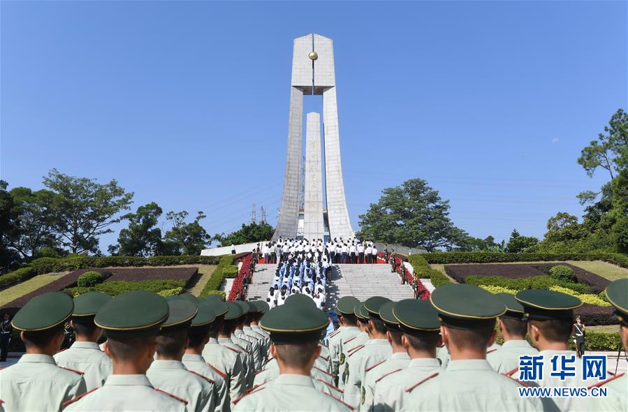 （新華全媒頭條&middot;圖文互動）（8）致敬英烈 捍衛(wèi)榮光&mdash;&mdash;寫在英雄烈士保護(hù)法實施后首個烈士紀(jì)念日
