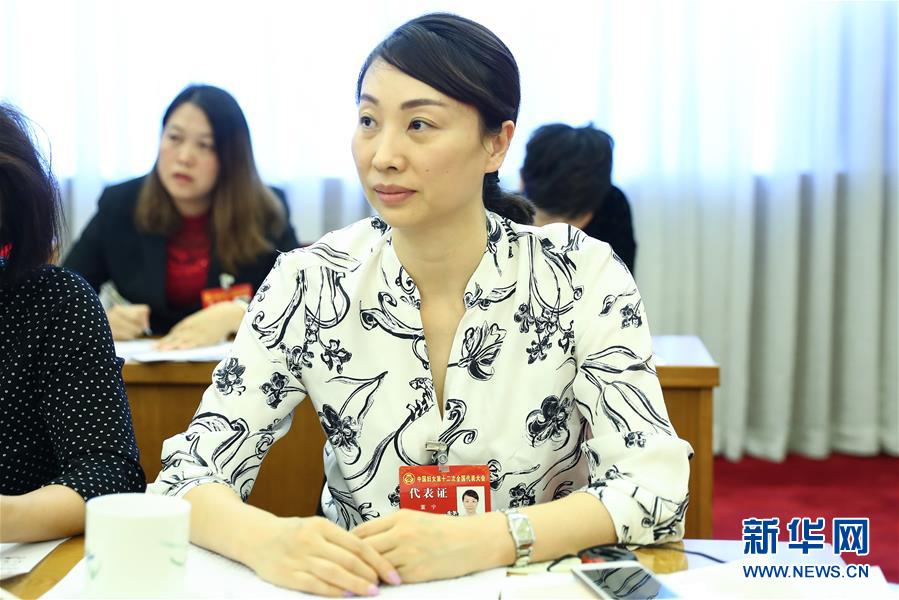 （關注婦代會）（2）放飛巾幗夢想 共襄復興偉業&mdash;&mdash;中國婦女十二大各代表團認真學習黨中央致詞