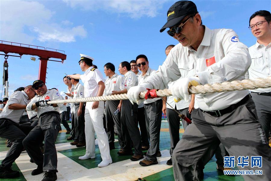 (圖文互動)(3)“雪龍”號穿越赤道進入南半球