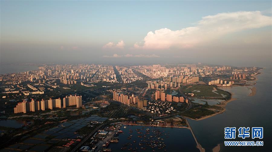 （新華全媒頭條&middot;圖文互動(dòng)）（輝煌60年&middot;壯美新廣西）（10）大開放引領(lǐng)歷史性跨越&mdash;&mdash;從壯鄉(xiāng)巨變看中國(guó)發(fā)展的力量