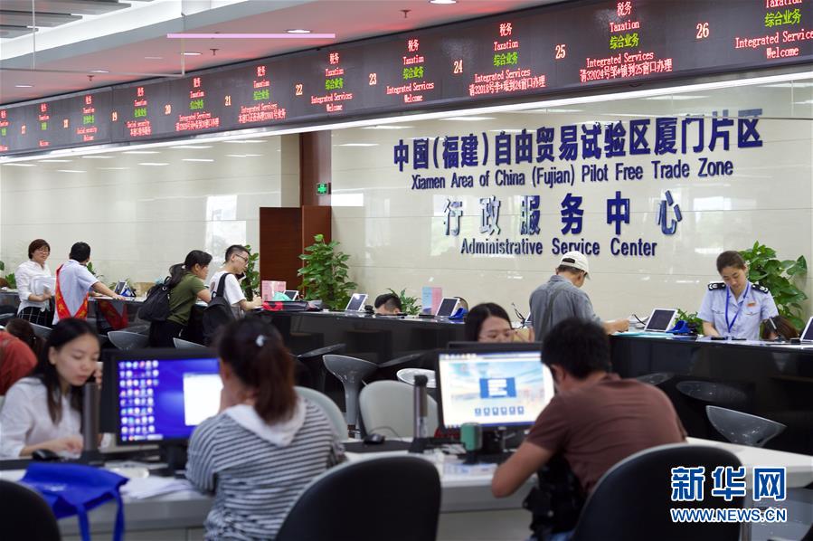 （在習(xí)近平新時(shí)代中國(guó)特色社會(huì)主義思想指引下&middot;慶祝改革開(kāi)放40周年&middot;創(chuàng)新發(fā)展）（新華全媒頭條&middot;圖文互動(dòng)）（6）創(chuàng)新：&ldquo;第一動(dòng)力&rdquo;的時(shí)代答卷