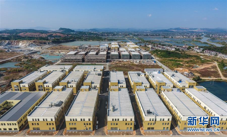 （在習近平新時代中國特色社會主義思想指引下&middot;慶祝改革開放40周年&middot;協調發展）（新華全媒頭條&middot;圖文互動）（5）協調發展：奏響全面建成小康社會交響曲