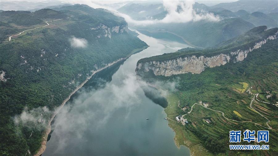 （百城百縣百企調研行&middot;圖文互動）（1）貴州畢節(jié)加快脫貧：&ldquo;自主造血&rdquo;+新發(fā)展理念