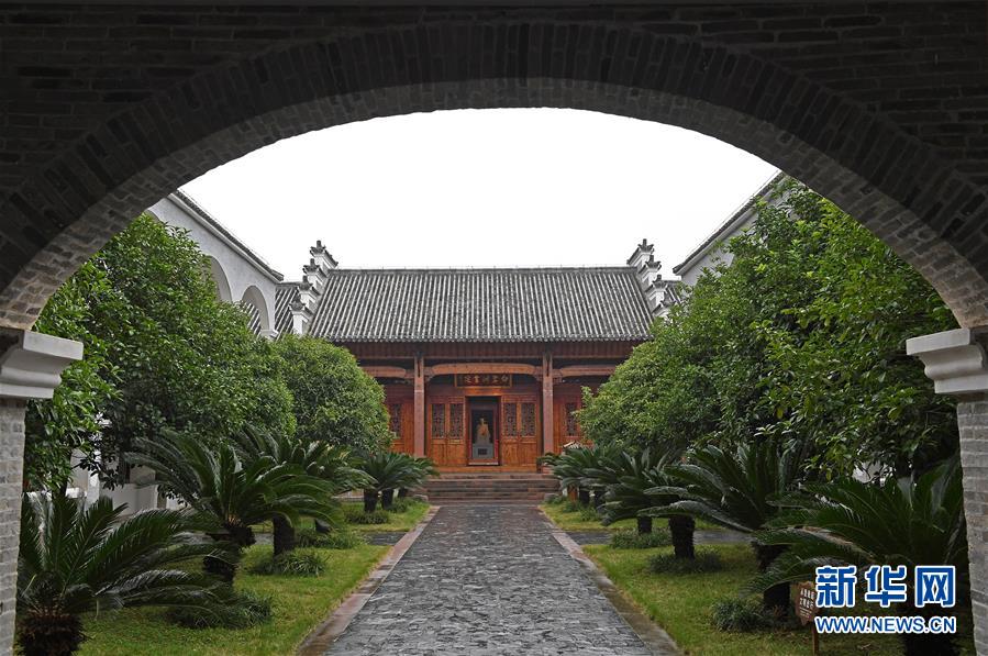 （慶祝改革開放40周年基層行&middot;學(xué)校篇&middot;圖文互動(dòng)）（6）白鷺洲中學(xué)40年:書院教育的時(shí)代探索