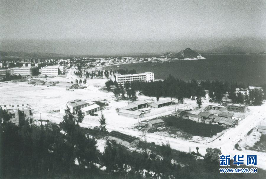 （百城百縣百企調(diào)研行&middot;圖文互動(dòng)）（2）以蛇口精神書(shū)寫(xiě)新的春天故事&mdash;&mdash;招商局改革開(kāi)放40年歷程回眸