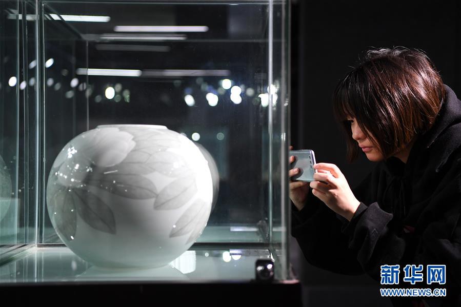 (新華全媒頭條·圖文互動)(6)千年窯火中的“復興密碼”——景德鎮新觀察