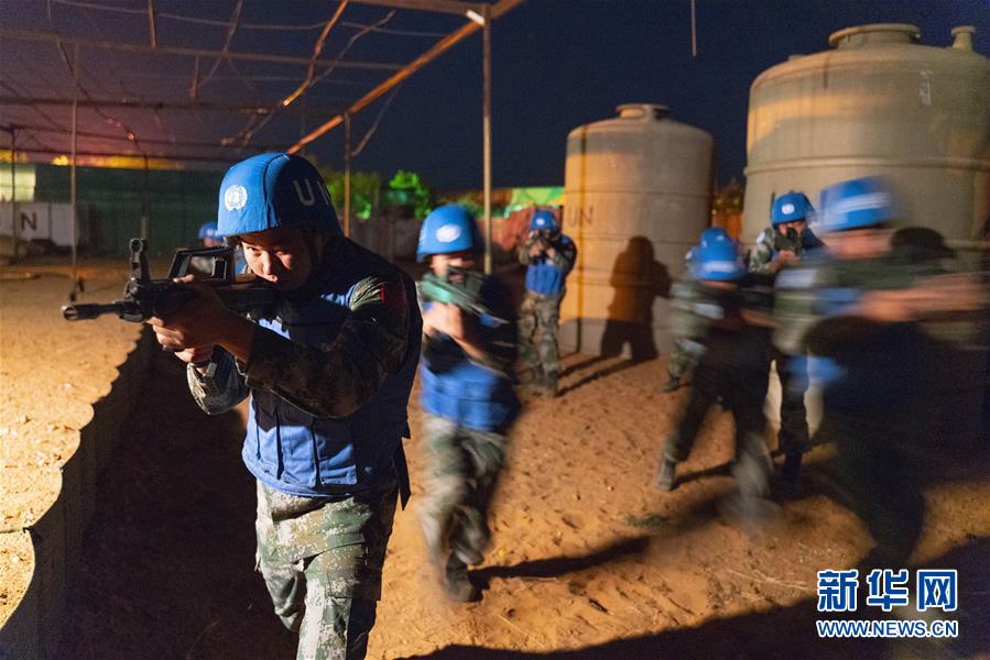 （新華全媒頭條&middot;圖文互動(dòng)）（3）向祖國(guó)報(bào)告：我在戰(zhàn)位守萬(wàn)家團(tuán)圓&mdash;&mdash;解放軍和武警部隊(duì)新春佳節(jié)備戰(zhàn)執(zhí)勤記事