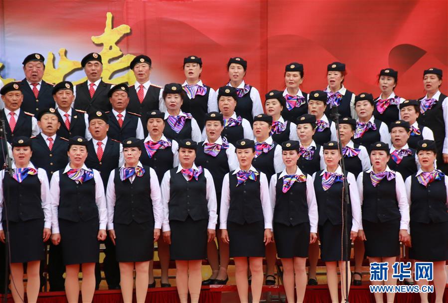 （在習(xí)近平新時(shí)代中國特色社會(huì)主義思想指引下&mdash;&mdash;新時(shí)代新作為新篇章&middot;圖文互動(dòng)）（3）歡樂的&ldquo;精氣神兒&rdquo;從哪來？&mdash;&mdash;&ldquo;東北小延安&rdquo;用&ldquo;文化密鑰&rdquo;解鎖基層治理