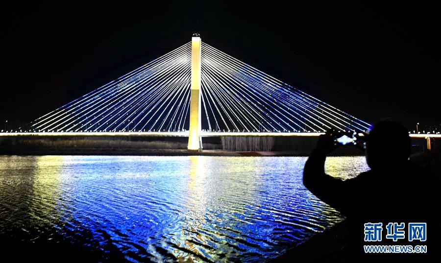 （在習(xí)近平新時(shí)代中國特色社會(huì)主義思想指引下&mdash;&mdash;新時(shí)代新作為新篇章&middot;圖文互動(dòng)）（4）梗阻的&ldquo;血脈&rdquo;通了 彼此的心拉近了&mdash;&mdash;京津冀&ldquo;斷頭路&rdquo;打通記