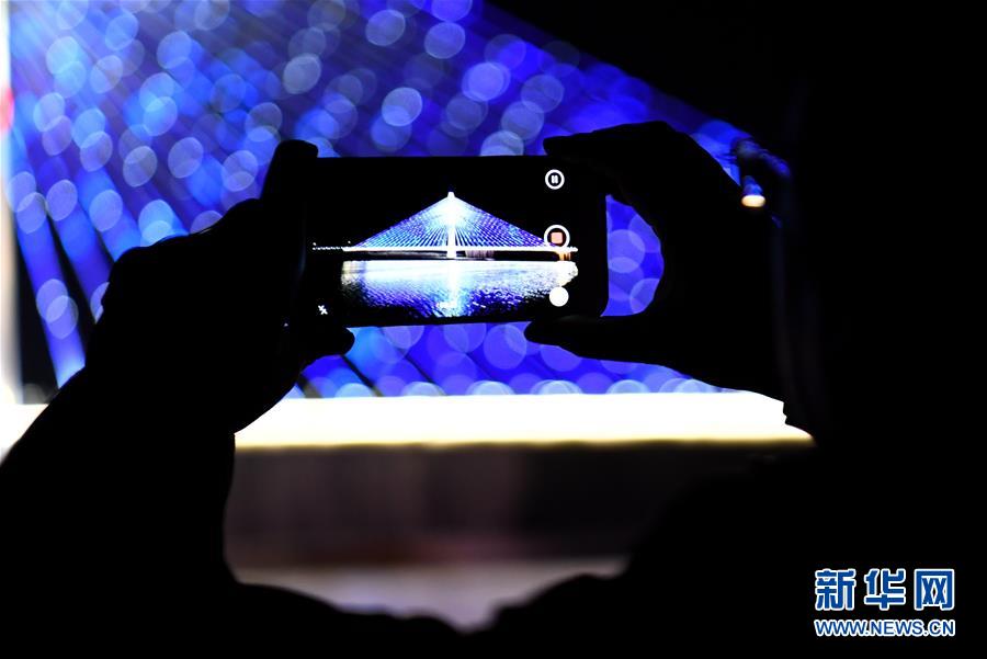 （在習(xí)近平新時(shí)代中國特色社會(huì)主義思想指引下&mdash;&mdash;新時(shí)代新作為新篇章&middot;圖文互動(dòng)）（2）梗阻的&ldquo;血脈&rdquo;通了 彼此的心拉近了&mdash;&mdash;京津冀&ldquo;斷頭路&rdquo;打通記