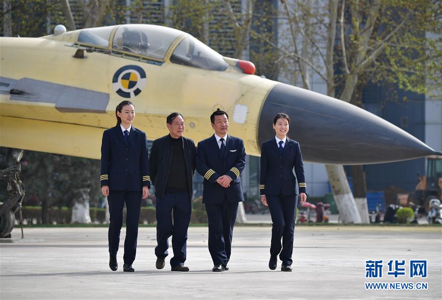 （新華全媒頭條&middot;圖文互動(dòng)）（5）試飛60年 鋪就中國通天路