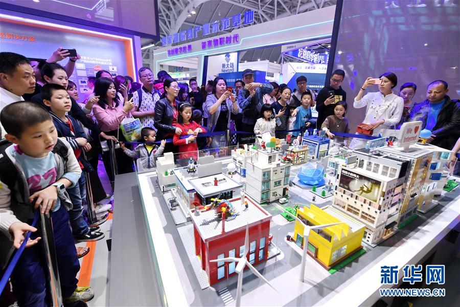 （新華全媒頭條&middot;圖文互動）（3）從&ldquo;數(shù)字中國&rdquo;看中國發(fā)展新信號、新亮點、新趨勢