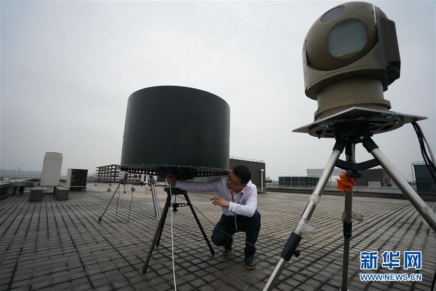 (新華全媒頭條·壯麗70年·奮斗新時代·圖文互動)(6)鑄就“大國之眼”——來自中國雷達工業發源地中國電科第14研究所的蹲點報告