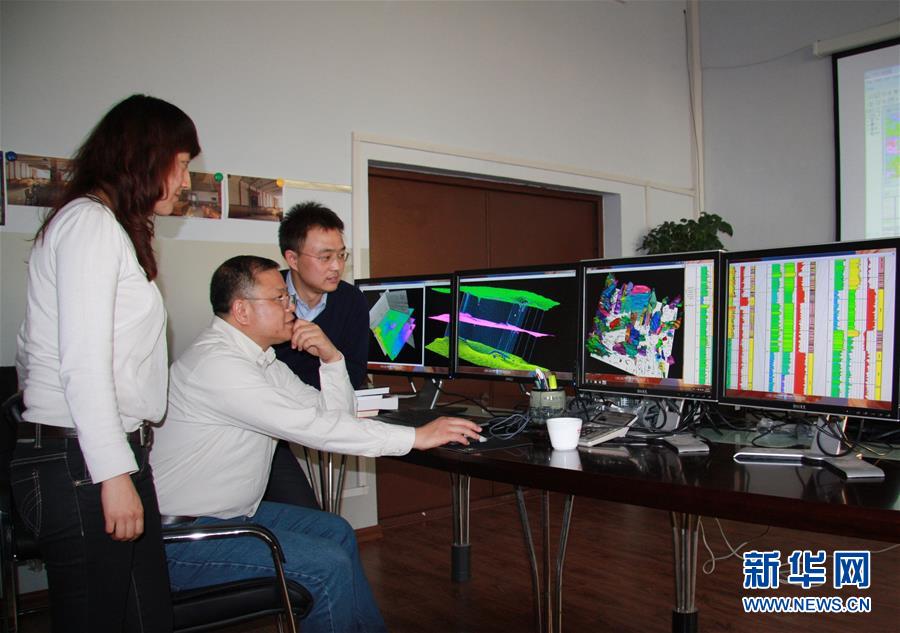 （新華全媒頭條&middot;圖文互動）（7）鍛造領航復興的中流砥柱&mdash;&mdash;寫在&ldquo;不忘初心、牢記使命&rdquo;主題教育即將啟動之際