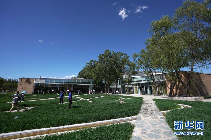 （在習近平新時代中國特色社會主義思想指引下&mdash;&mdash;新時代新作為新篇章&middot;圖文互動）（13）從世園會&ldquo;看&rdquo;中國綠色發(fā)展之路&mdash;&mdash;寫在北京世園會&ldquo;中國國家館日&rdquo;到來之際