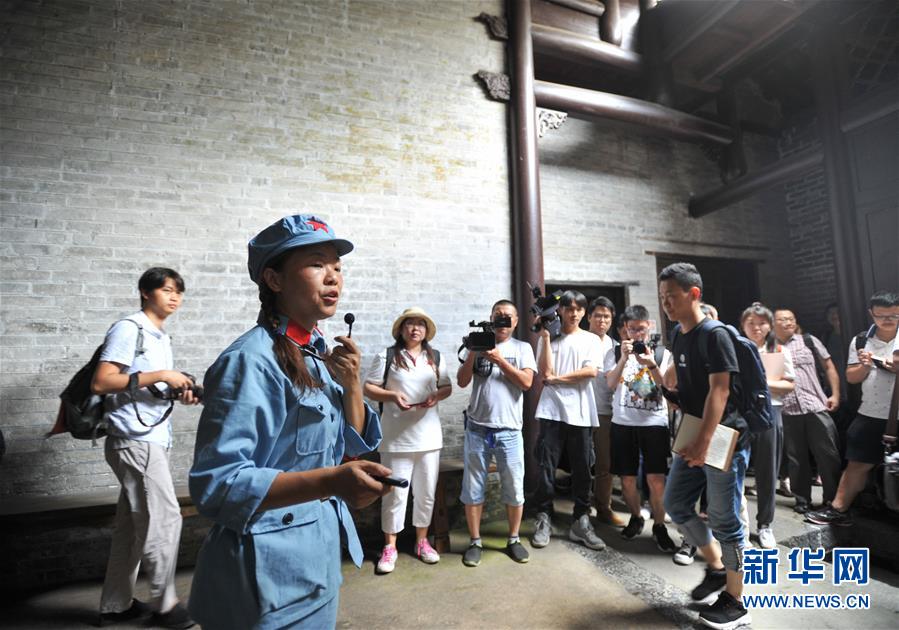 （壯麗70年&middot;奮斗新時代&mdash;&mdash;記者再走長征路&middot;圖文互動）（2）不朽的紅色雄鷹&mdash;&mdash;人民軍隊航空先驅馮達飛的故事