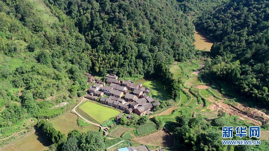 （壯麗70年&middot;奮斗新時(shí)代&mdash;&mdash;記者再走長(zhǎng)征路&middot;圖文互動(dòng)）（6）老百姓舍生忘死救紅軍