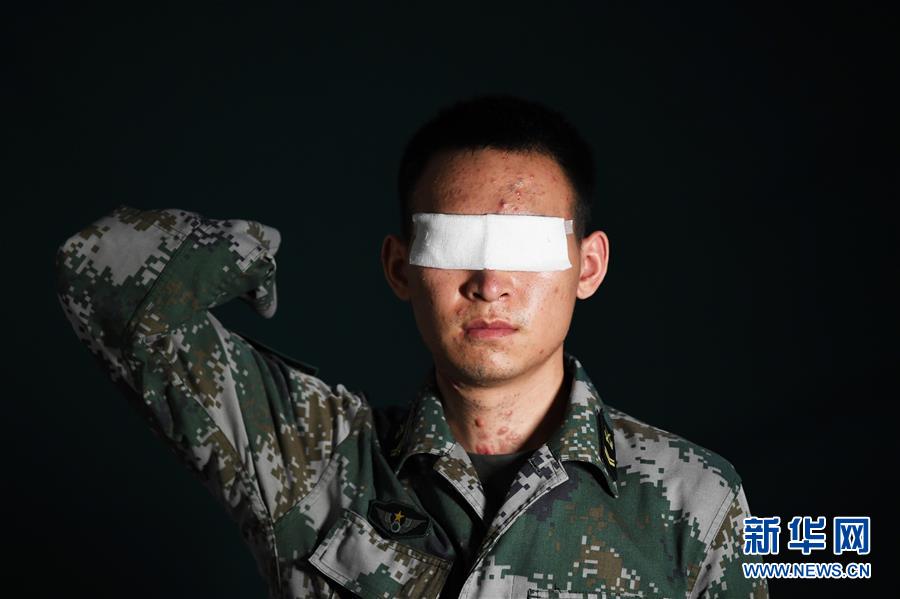 （圖文互動）（1）新時代最可愛的人&mdash;&mdash;&ldquo;時代楷模&rdquo;&ldquo;排雷英雄戰士&rdquo;杜富國采訪手記