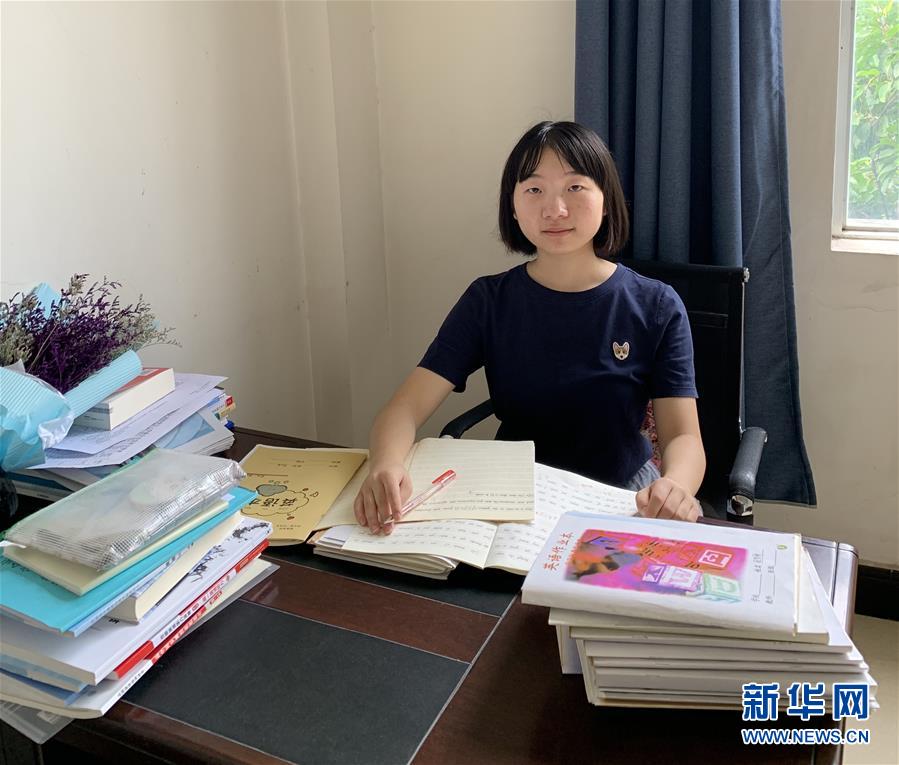 （在習近平新時代中國特色社會主義思想指引下&mdash;&mdash;新時代新作為新篇章&middot;總書記關(guān)心的百姓身邊事&middot;圖文互動)（2）&ldquo;我走進大山，是為了讓你走出大山&rdquo;&mdash;&mdash;大學生支教故事