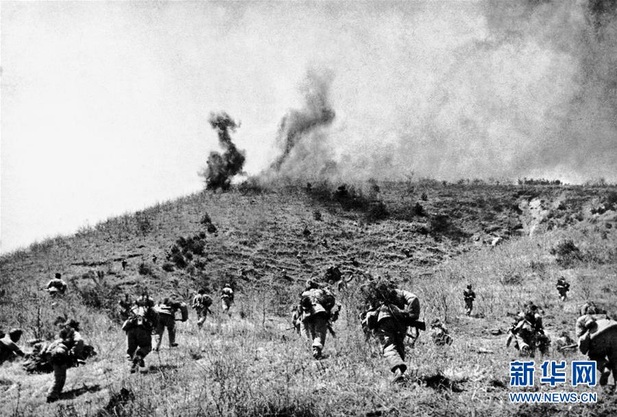 （圖文互動）（1）為了&ldquo;中國號&rdquo;巨輪揚帆遠航&mdash;&mdash;中國共產黨領導下的人民軍隊忠于祖國、服務人民啟示錄