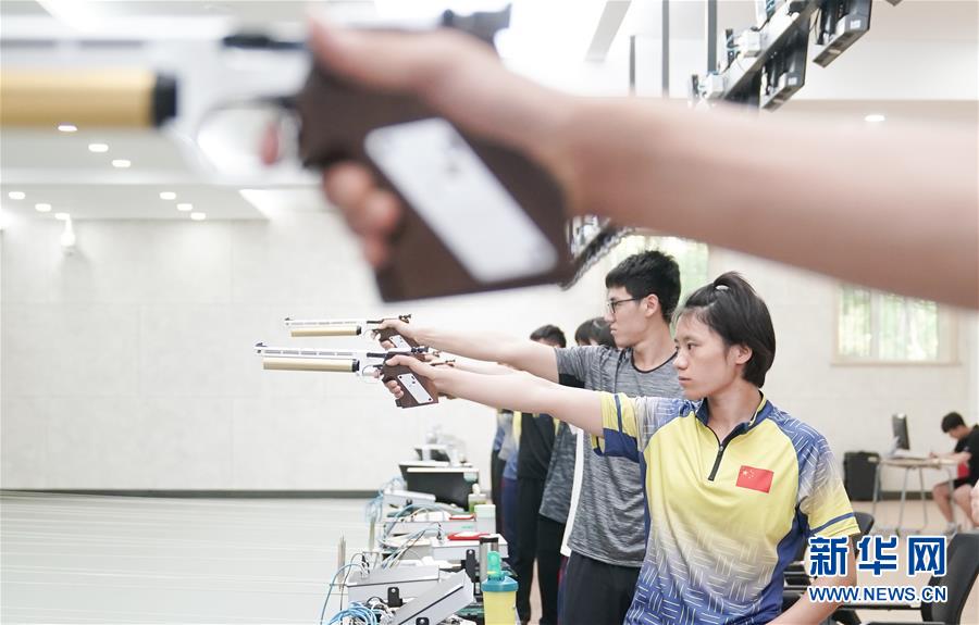 （軍運會&middot;圖文互動）（1）斗志昂揚創佳績 壯懷激烈展雄風&mdash;&mdash;八一空軍五項隊成長記（配本社同題文字稿）