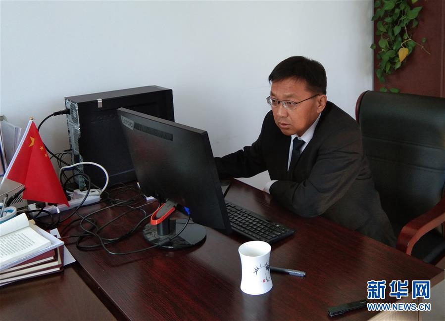 （愛國情 奮斗者&middot;圖文互動）（1）&ldquo;我對工作有一種情結(jié)&rdquo;&mdash;&mdash;記25年堅(jiān)守一線的鶴崗基層法官孫波