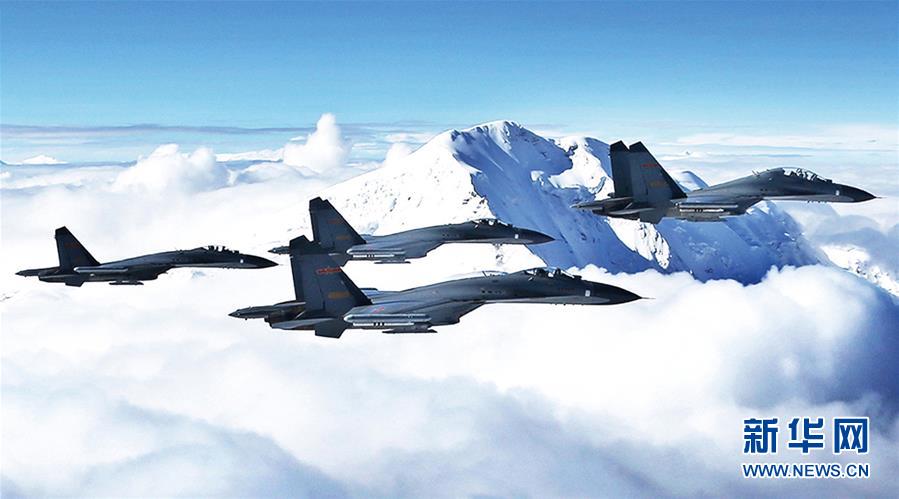 (新華全媒頭條·人民空軍70年·圖文互動)(5)陽光照耀奮飛的航程——黨中央、中央軍委和習主席關心人民空軍建設發展紀實