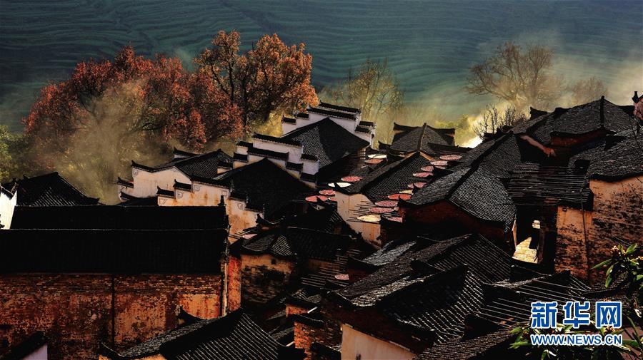 （圖文互動）（10）鄉村攝影師、鄉村&ldquo;模特&rdquo;、民宿店主&mdash;&mdash;鄉村旅游推動婺源農民生活方式發生新變化