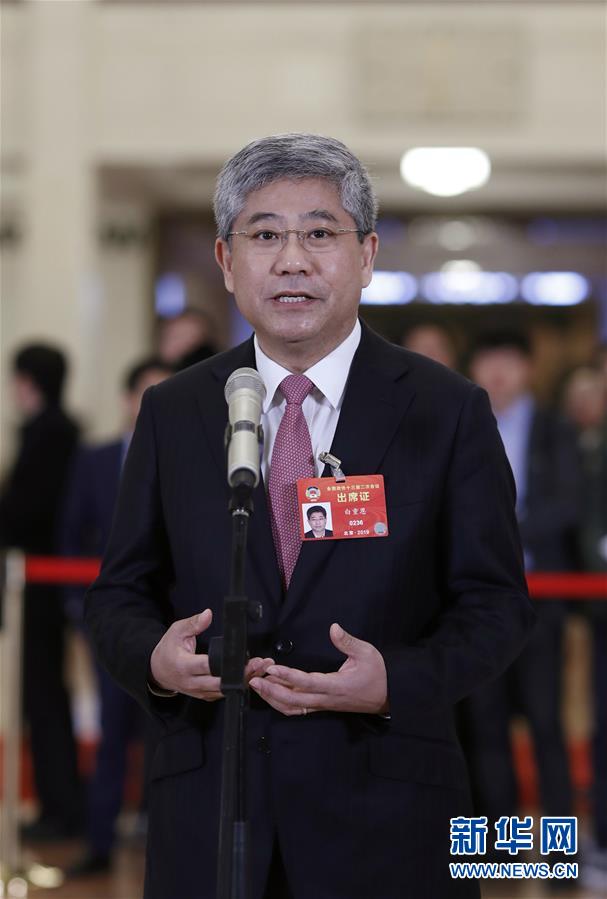 （兩會&middot;面對面&middot;XHDW）（2）全國政協委員接受采訪