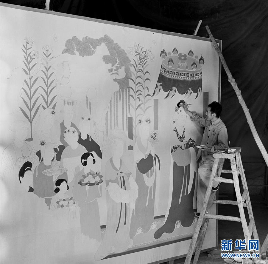 （時代先鋒&middot;圖文互動）（5）此生不悔入沙海 勇擔重任始見金&mdash;&mdash;敦煌研究院文物保護利用群體群像