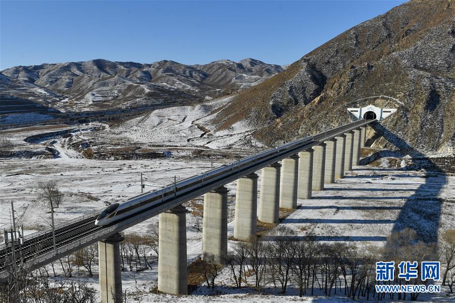 （新華全媒頭條&middot;圖文互動）（4）草原高鐵乘風來 北疆唱響新&ldquo;贊歌&rdquo;