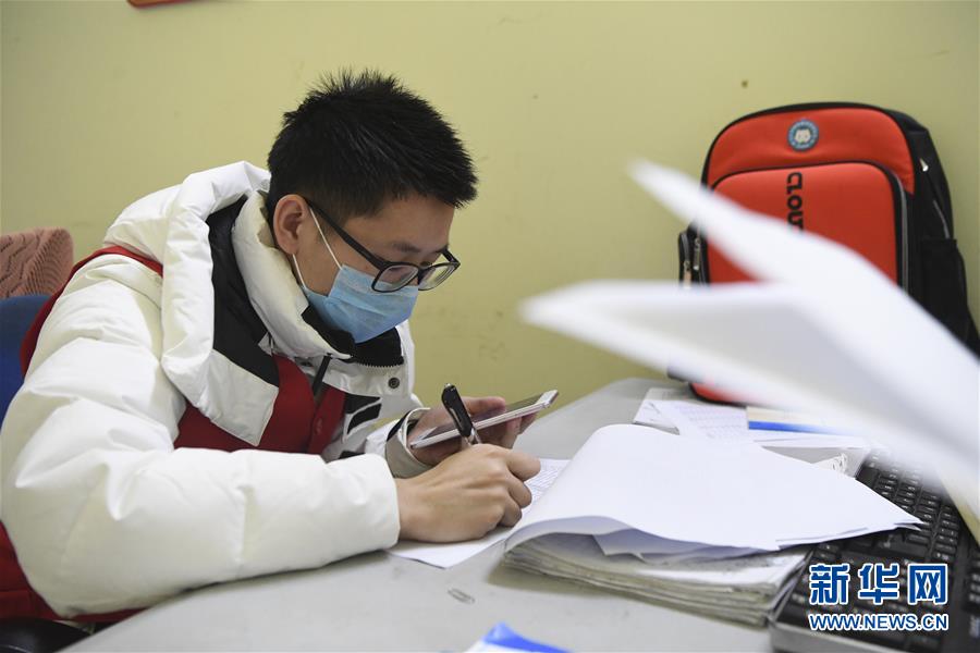 （聚焦疫情防控&middot;圖文互動(dòng)）（6）&ldquo;排查越嚴(yán)密，群眾越安心&rdquo;&mdash;&mdash;重慶日均組織40多萬人有序排查疫情