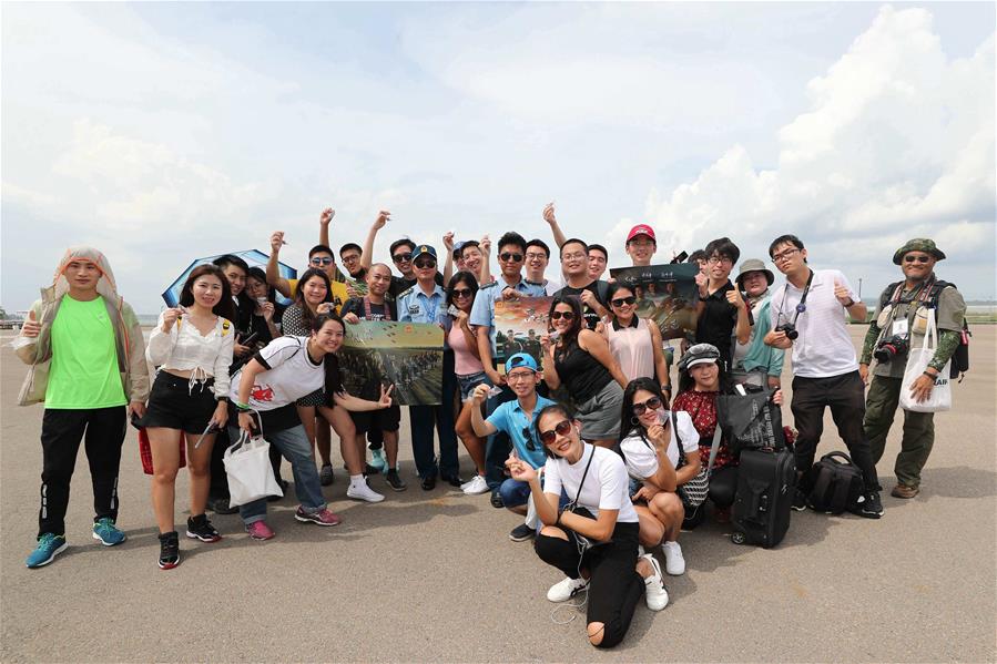 （聚焦疫情防控&middot;圖文互動）（2）運-20&ldquo;硬核機票&rdquo;為啥走紅走心？ &mdash;&mdash;探尋空軍的戰&ldquo;疫&rdquo;故事