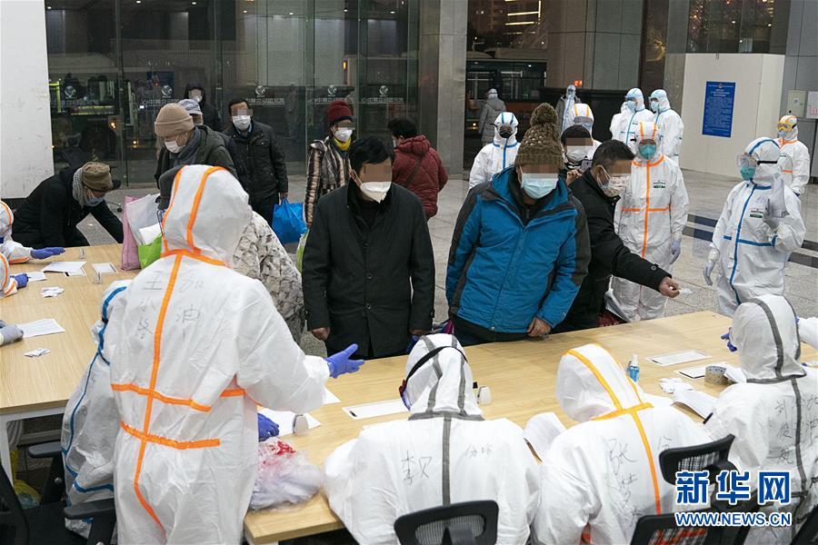 （新華全媒頭條&middot;圖文互動）（7）托舉生命的方舟&mdash;&mdash;方艙醫(yī)院建設記