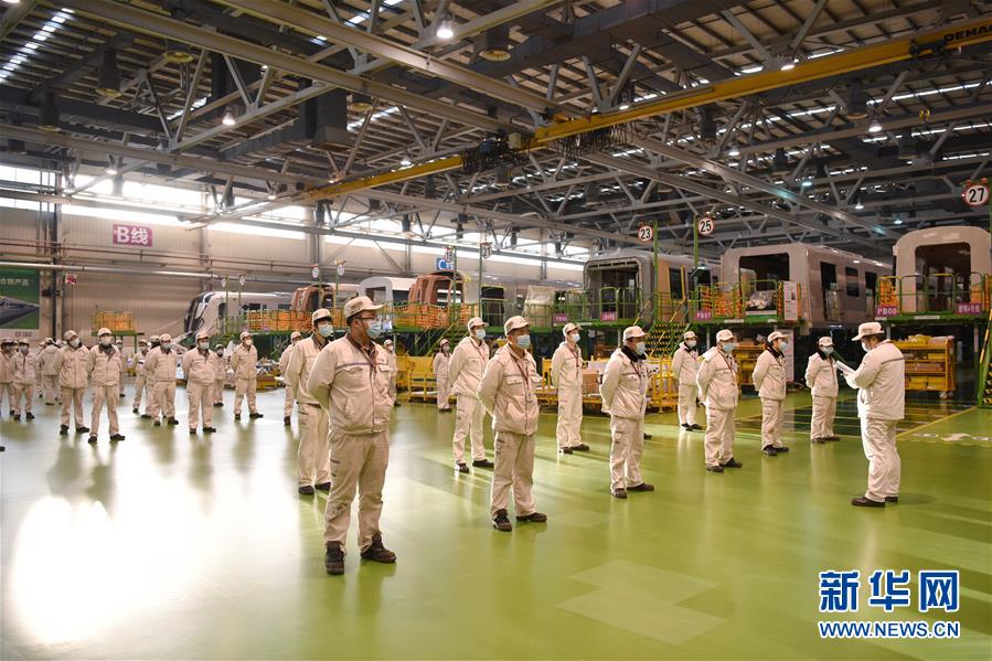 （圖文互動(dòng)）（7）吃粉擼串，商圈&ldquo;打卡&rdquo;，動(dòng)車(chē)出廠&mdash;&mdash;湖南&ldquo;標(biāo)簽&rdquo;復(fù)蘇記