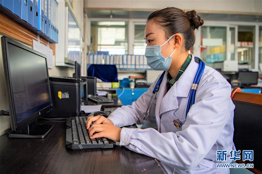 （新華全媒頭條&middot;圖文互動）（10）血脈同心 共盼春來&mdash;&mdash;疫情阻擊戰中的雪域故事