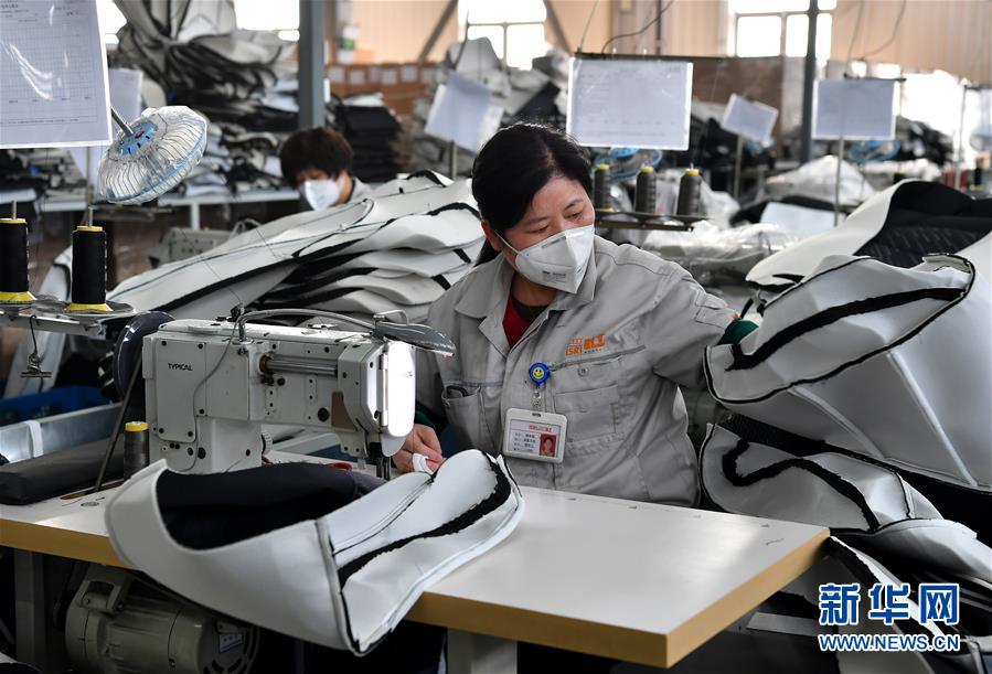 （圖文互動）（5）&ldquo;春天到了，熟悉的生活正在慢慢回來&rdquo;&mdash;&mdash;陜西多地復產復工一線見聞