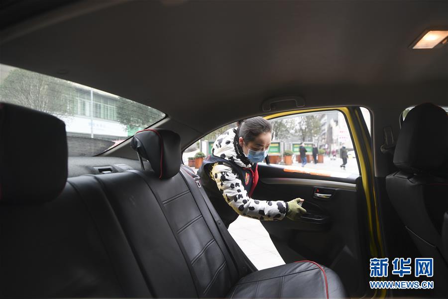 （聚焦疫情防控&middot;圖文互動）（3）&ldquo;讓醫務人員無后顧之憂！&rdquo;&mdash;&mdash;重慶志愿者&ldquo;守護&rdquo;千余名一線醫護人員家屬見聞